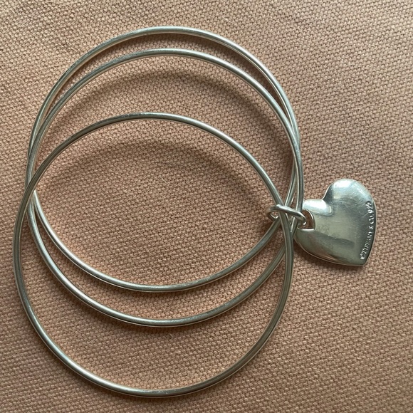 *SOLD* Tiffany & Co. Double Heart Triple Bangle - Picture 2 of 7